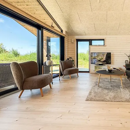 3 Bedroom Beautiful In Feriehus Fjerritslev